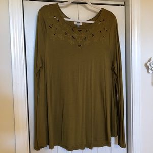 Green Long-Sleeved Top